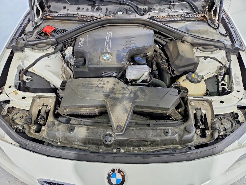 Photo 11 from auction – 2016 BMW 320 with VIN WBA8A9C54GK615612