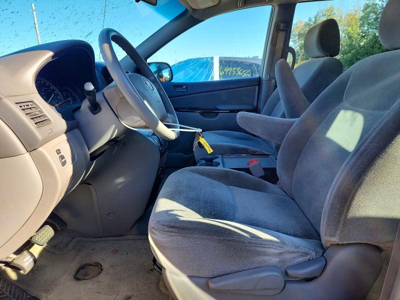 Photo 7 from auction – 2005 TOYOTA SIENNA with VIN 5TDZA23C15S373946
