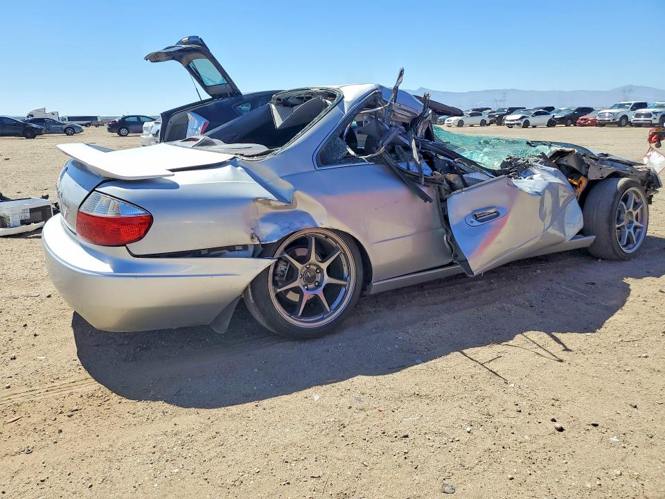 Photo 3 from auction – 2003 ACURA 3.2CL with VIN 19UYA42463A001693