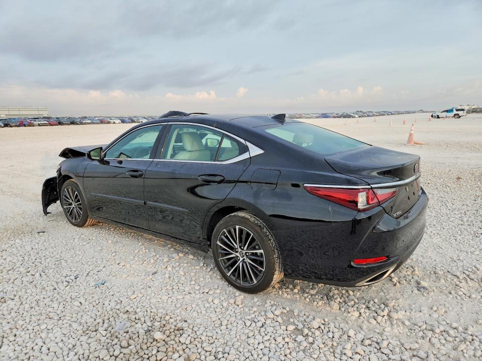 Снимка 2 от търг – 2024 LEXUS ES 350 с VIN 58ADZ1B1XRU170136