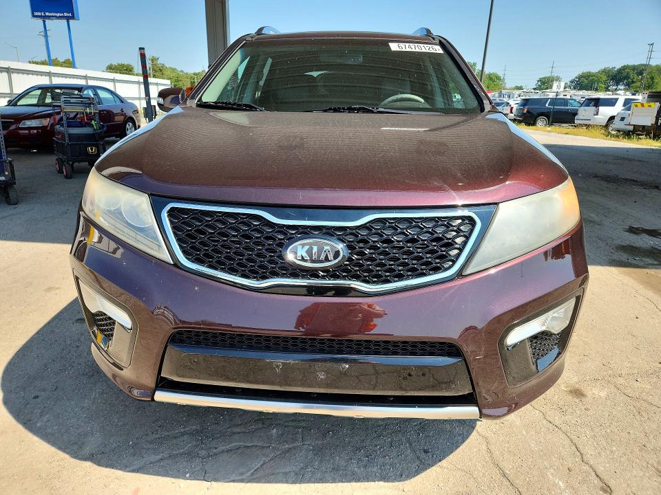 Photo 5 from auction – 2011 KIA SORENTO with VIN 5XYKWDA2XBG160009