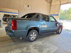 Photo 3 from auction – 2010 CHEVROLET AVALANCHE with VIN 3GNVKFE09AG162371