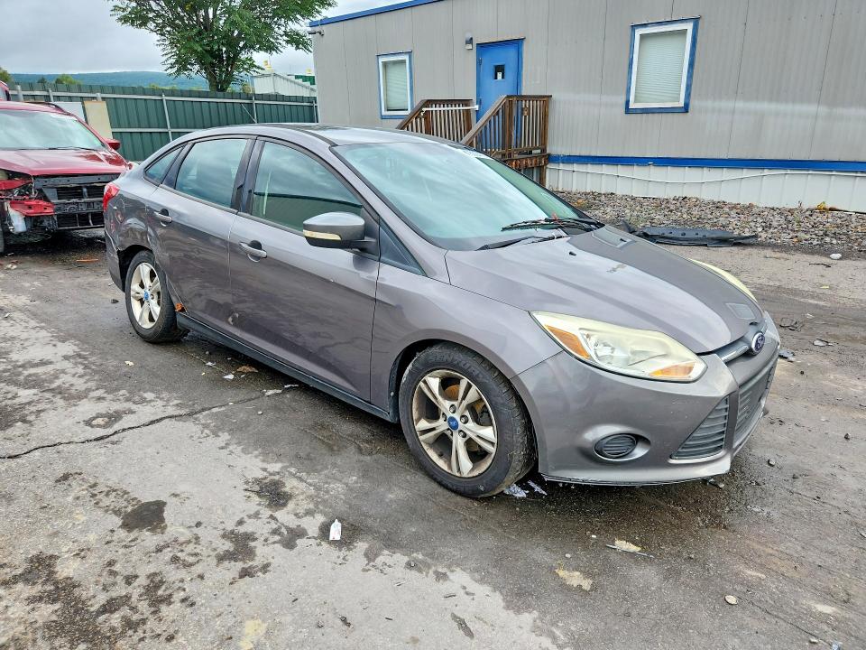 Снимка 4 от търг – 2013 FORD FOCUS с VIN 1FADP3F27DL193460