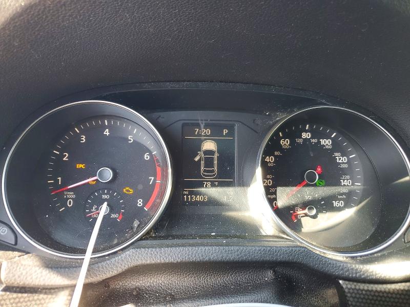 Photo 9 from auction – 2018 VOLKSWAGEN PASSAT with VIN 1VWJM7A31JC037601