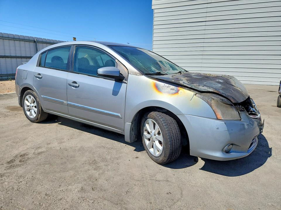 Photo 4 from auction – 2011 NISSAN SENTRA with VIN 3N1AB6AP5BL636399