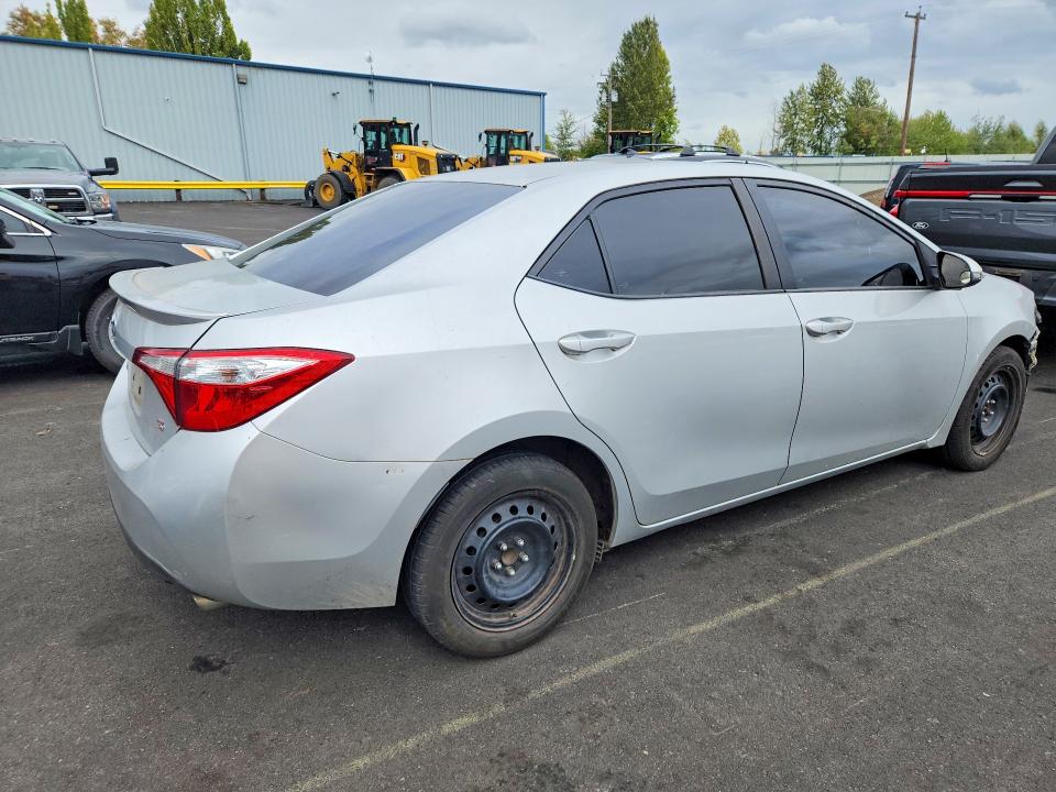 Photo 3 from auction – 2015 TOYOTA COROLLA with VIN 5YFBURHE4FP286418