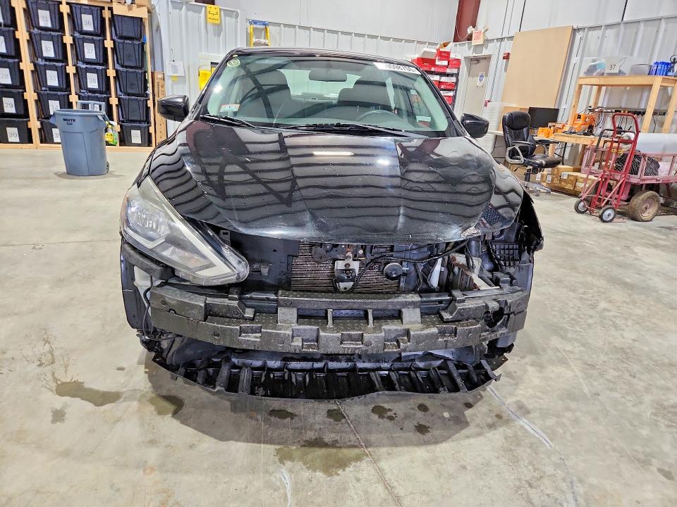 Photo 5 from auction – 2017 NISSAN SENTRA with VIN 3N1AB7AP7HY265067