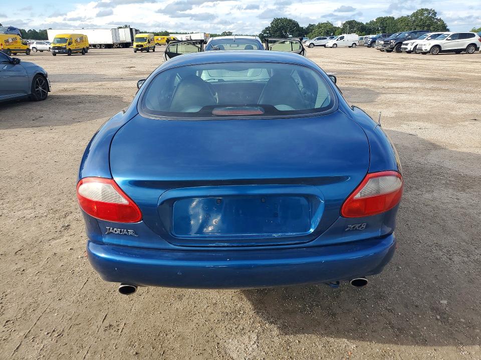 Photo 6 from auction – 1997 JAGUAR XK8 with VIN SAJGX5743VC003434
