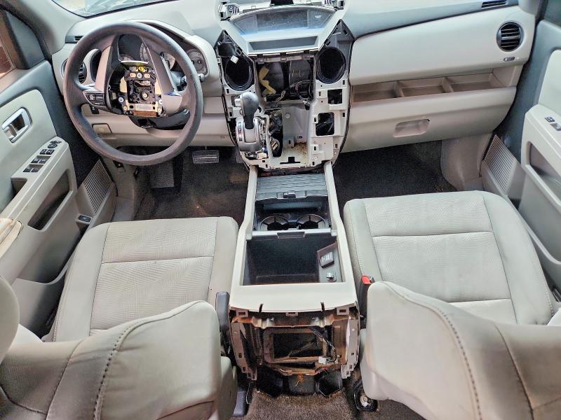 Photo 8 from auction – 2012 HONDA PILOT with VIN 5FNYF4H21CB003929