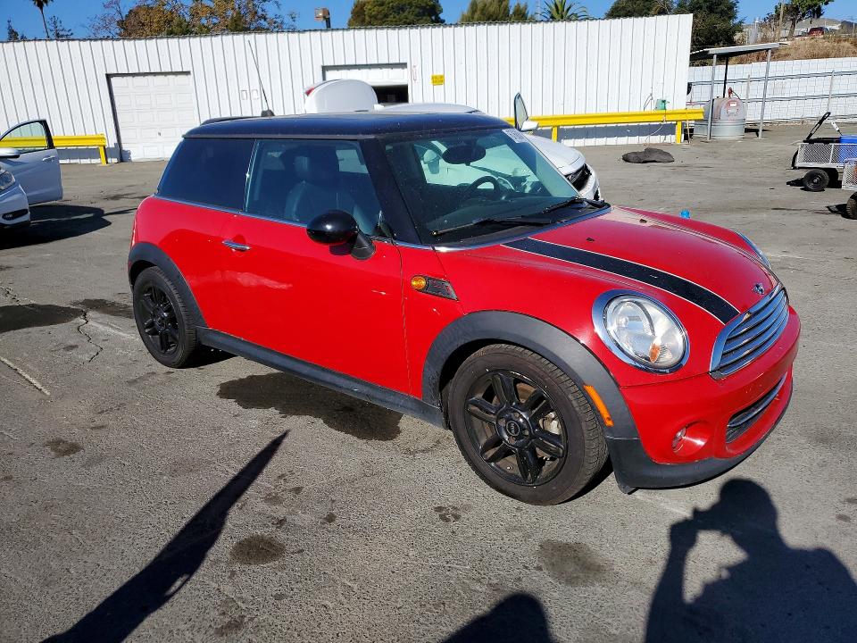 Photo 4 from auction – 2012 MINI COOPER with VIN WMWSU3C53CT367917