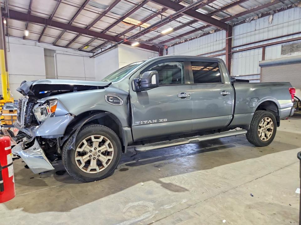 2017 NISSAN TITAN XD - Търг №69154096