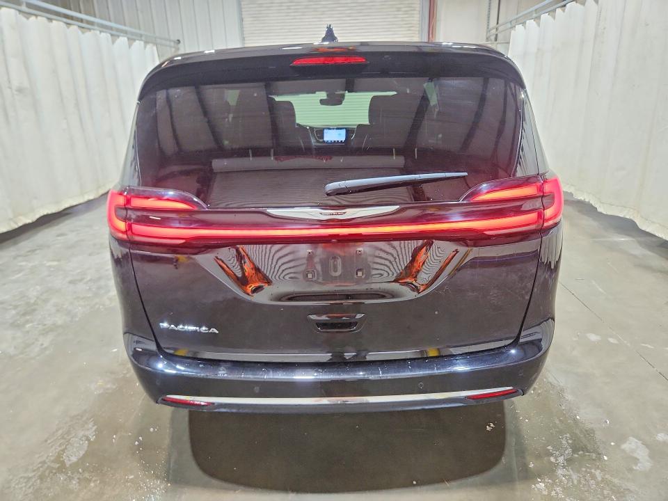 Foto 6 de la subasta – 2025 CHRYSLER PACIFICA con VIN 2C4RC1BG5SR600391