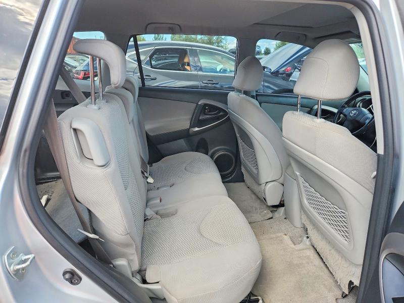 Photo 11 from auction – 2008 TOYOTA RAV4 with VIN JTMBD31V185176563