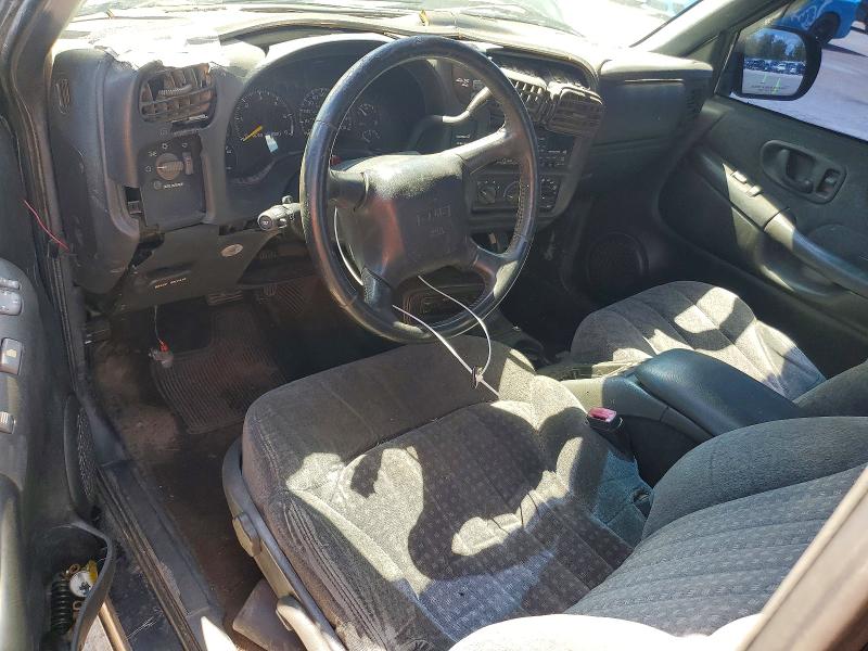 Photo 8 from auction – 1999 GMC SONOMA with VIN 1GTCT19WXX8513740