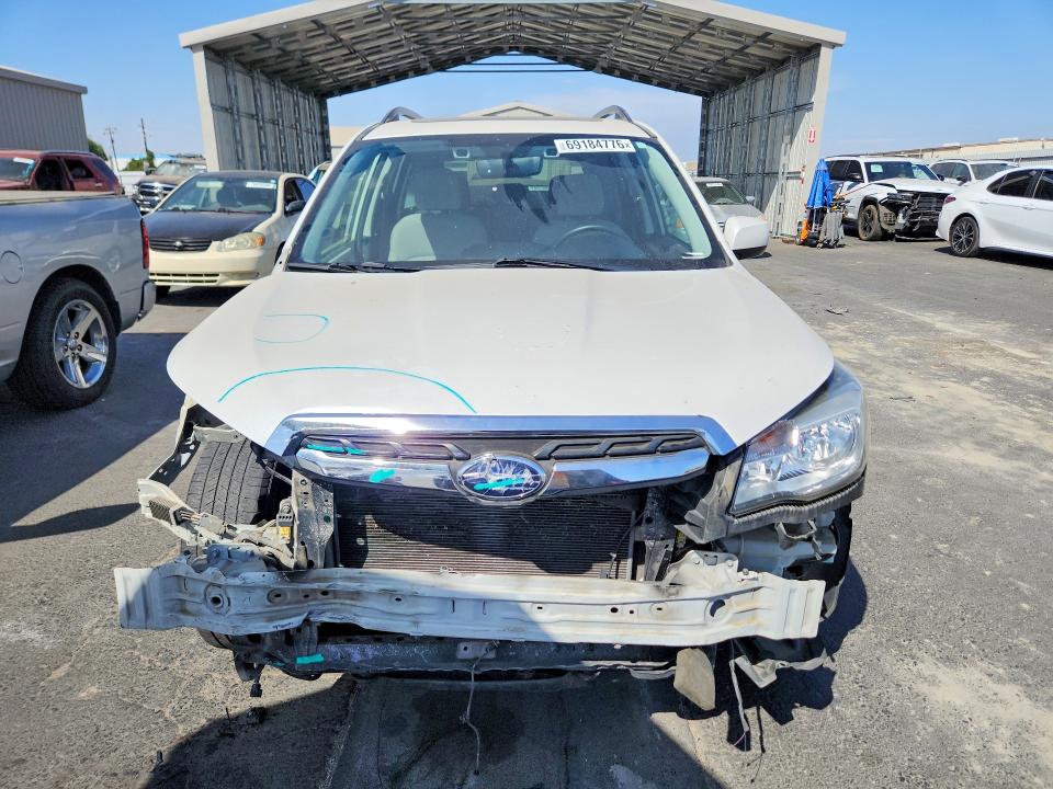 صورة رقم 5 من المزاد - 2017 SUBARU FORESTER مع VIN JF2SJAGC0HH571174