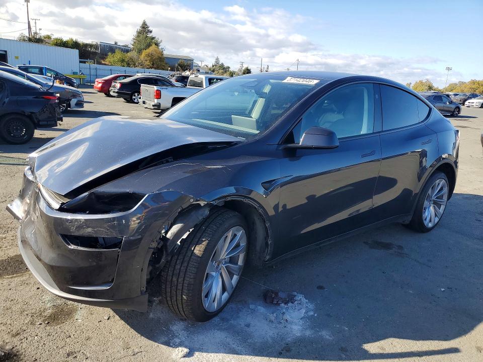 Foto 1 de la subasta – 2026 TESLA MODEL Y con VIN 7SAYGDEE1TF348361