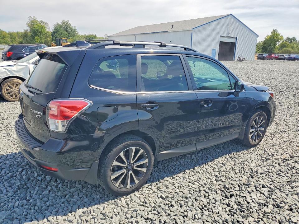 Photo 3 from auction – 2018 SUBARU FORESTER with VIN JF2SJGEC5JH577287