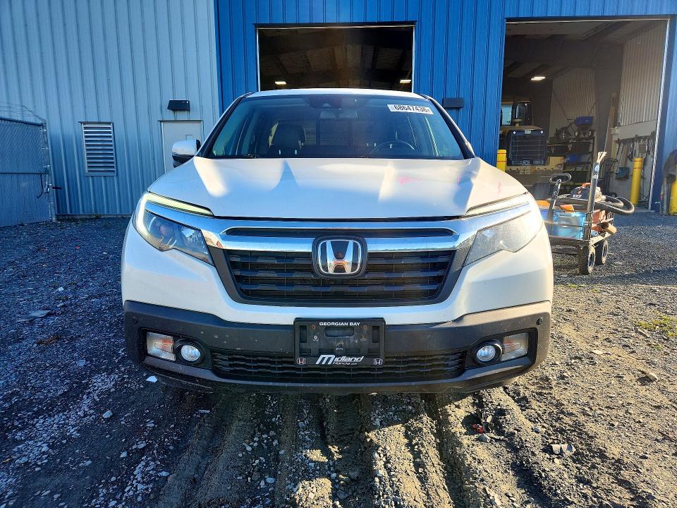Снимка 5 от търг – 2018 HONDA RIDGELINE с VIN 5FPYK3F56JB502281