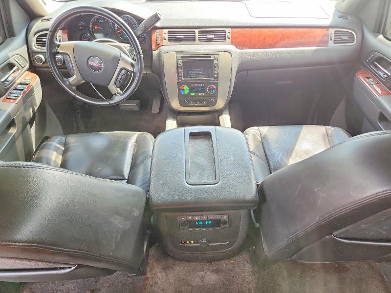 Photo 8 from auction – 2010 GMC YUKON with VIN 1GKUKCE03AR129700
