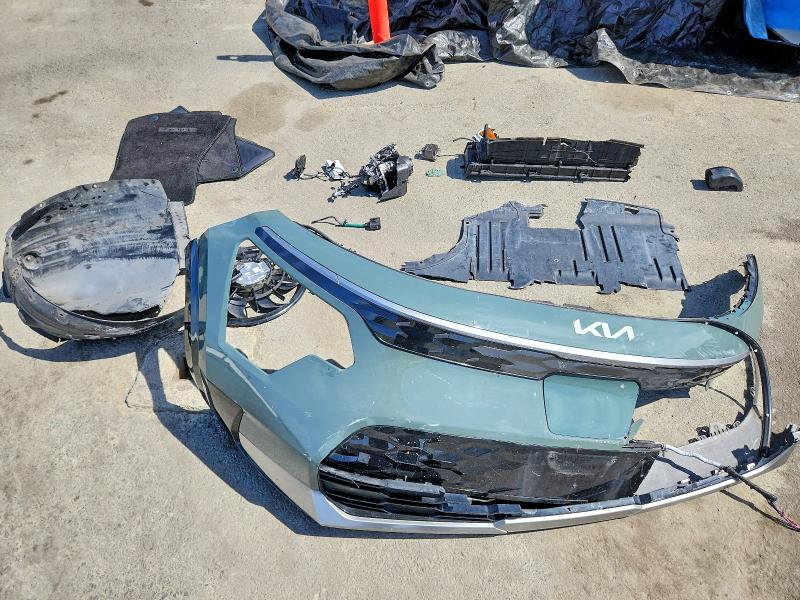 Photo 13 from auction – 2023 KIA NIRO with VIN KNDCR3L19P5022598