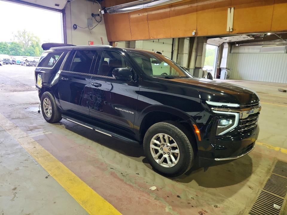 Photo 4 from auction – 2026 CHEVROLET SUBURBAN with VIN 1GNS6CKD8TR204898
