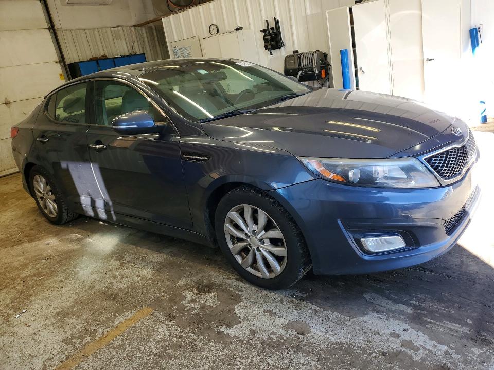 Снимка 4 от търг – 2015 KIA OPTIMA с VIN 5XXGN4A74FG421715