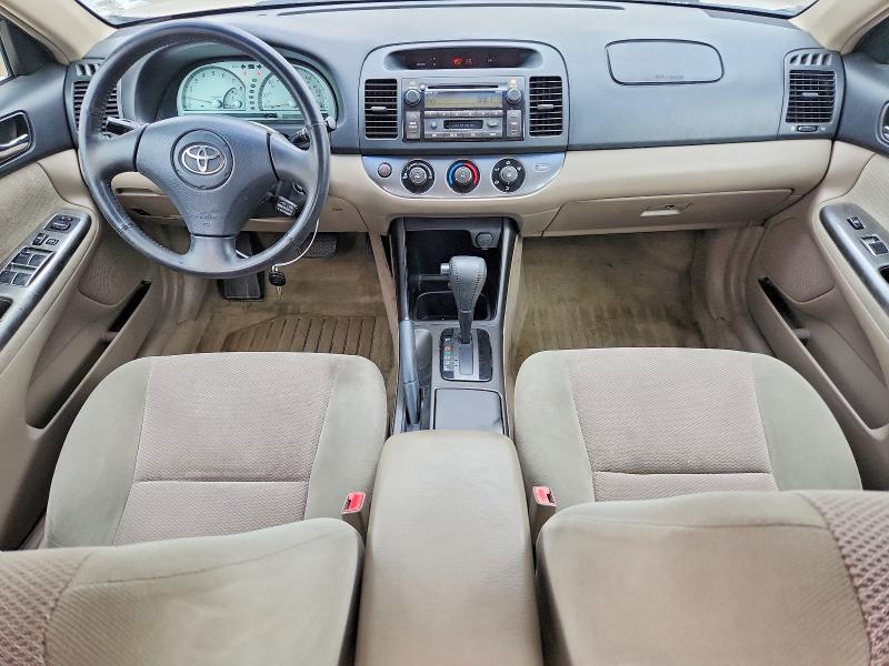 Снимка 8 от търг – 2002 TOYOTA CAMRY с VIN 4T1BF30K42U011827