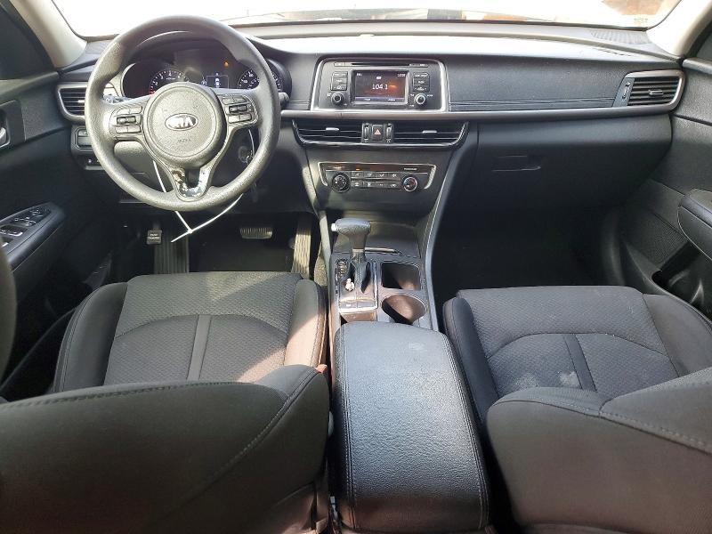 Photo 8 from auction – 2017 KIA OPTIMA with VIN 5XXGT4L34HG126990