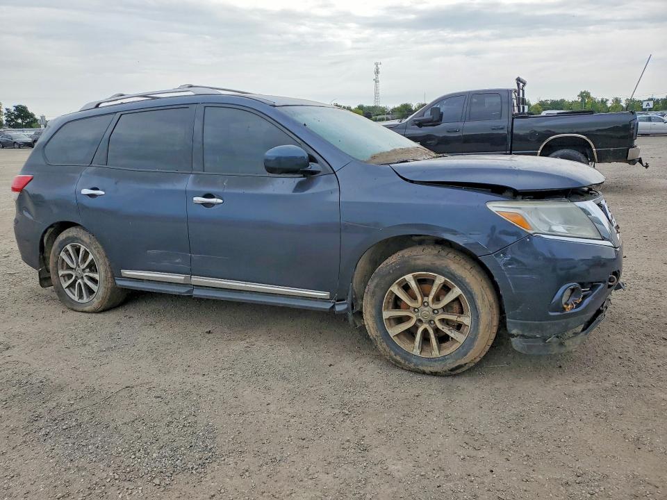 Photo 4 from auction – 2015 NISSAN PATHFINDER with VIN 5N1AR2MM4FC687795