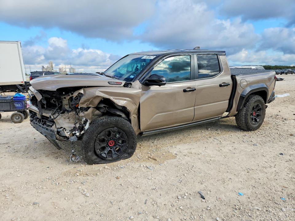 2025 TOYOTA TACOMA - Търг №68107286