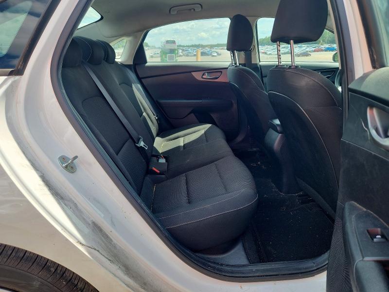 Zdjęcie 10 z aukcji – 2021 KIA FORTE z VIN 3KPF24AD1ME339716