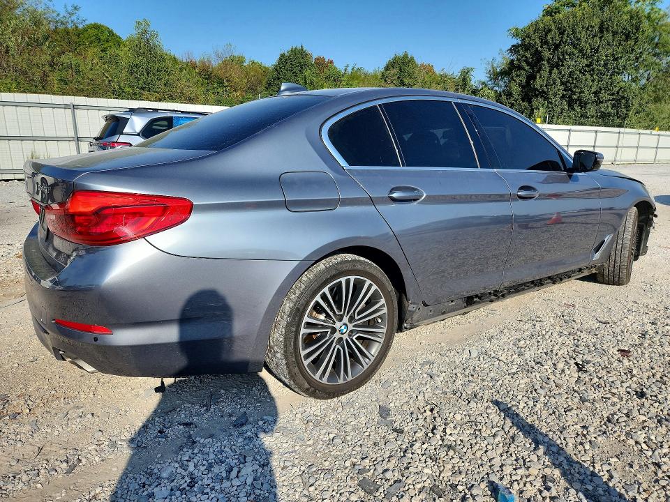 صورة رقم 3 من المزاد - 2020 BMW 540 مع VIN WBAJS3C01LWW65841