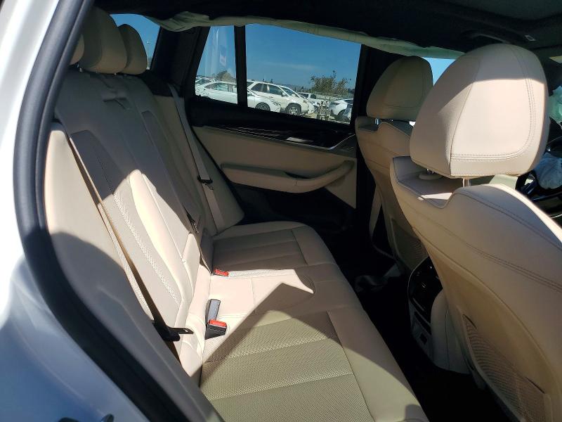 Foto 11 de la subasta – 2022 BMW X3 con VIN 5UX53DP07N9J50263