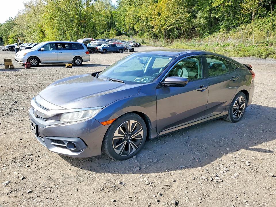 HONDA CIVIC 2017 с VIN 19XFC1F7XHE210961 - Снимка от търг