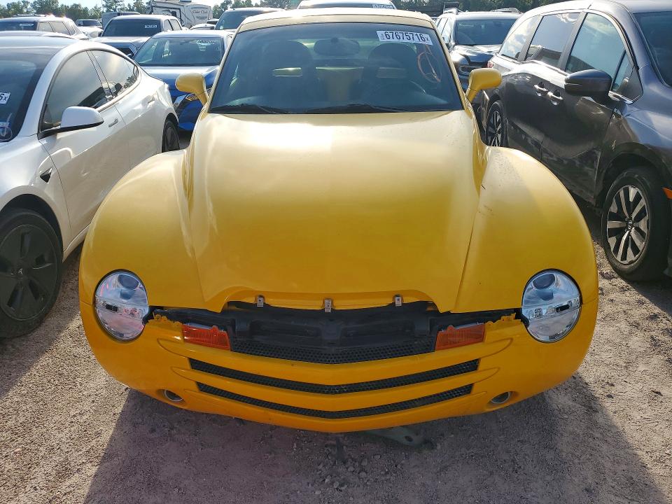 Photo 5 from auction – 2004 CHEVROLET SSR with VIN 1GCES14P14B108750