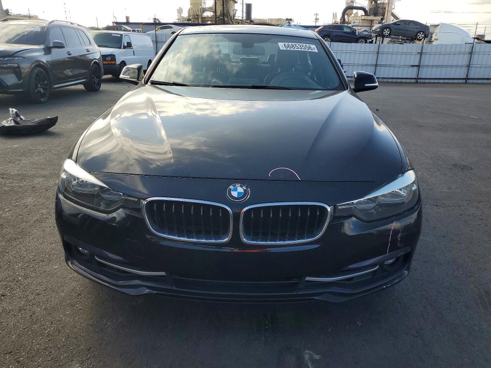 Photo 5 from auction – 2016 BMW 328 with VIN WBA8E9C55GK645562