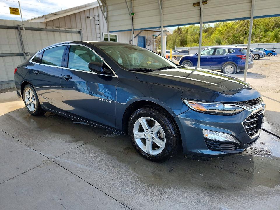 Photo 4 from auction – 2020 CHEVROLET MALIBU with VIN 1G1ZC5ST4LF112667