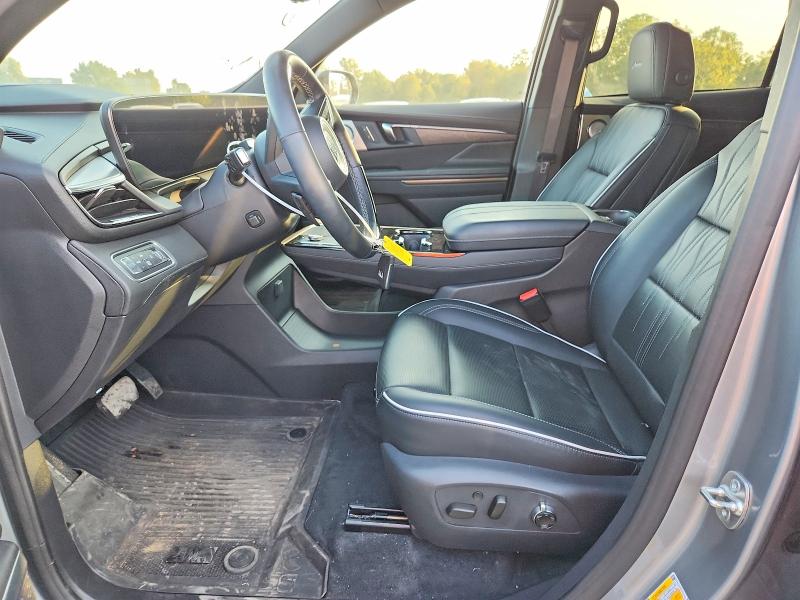 Фото 7 с аукциона – 2025 BUICK ENCLAVE с VIN 5GAEVCRSXSJ104992