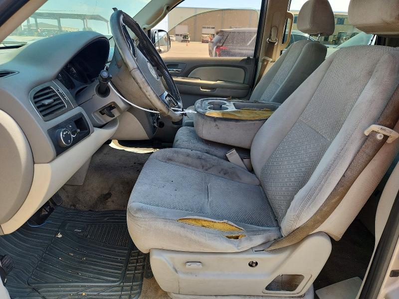 Photo 7 from auction – 2007 CHEVROLET TAHOE with VIN 1GNFC13CX7R384508