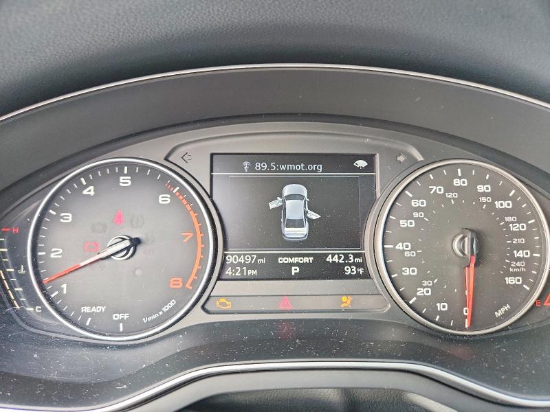 Foto 9 de la subasta – 2017 AUDI A4 con VIN WAUGMAF45HA139563