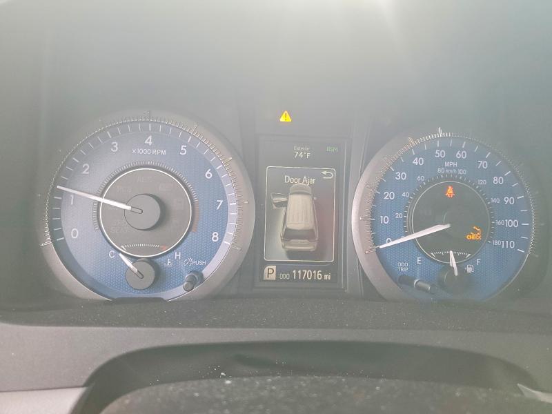 Photo 9 from auction – 2018 TOYOTA SIENNA with VIN 5TDDZ3DC8JS193073