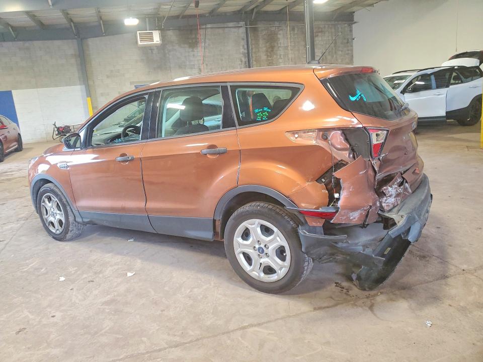 Foto 2 de la subasta – 2017 FORD ESCAPE con VIN 1FMCU0F78HUB48449