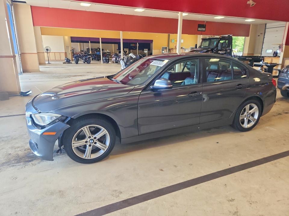 BMW 328 2013 z numerem VIN WBA3B3C56DJ698918 - Zdjęcie z aukcji