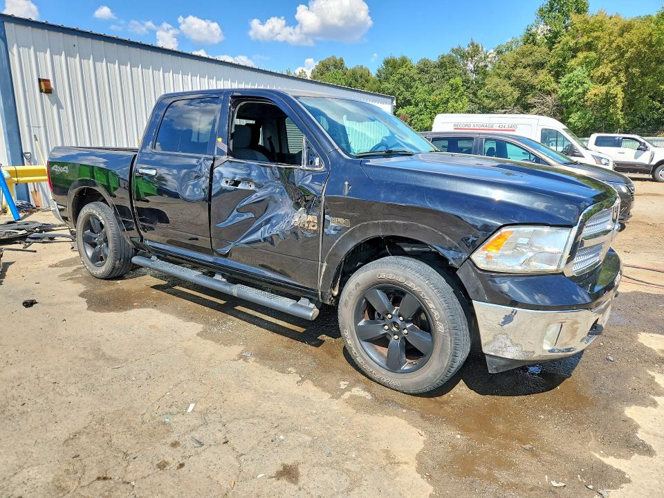 Photo 4 from auction – 2018 RAM 1500 with VIN 1C6RR7LT7JS138174