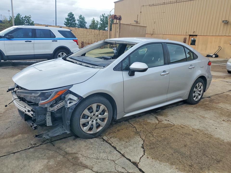 TOYOTA COROLLA 2021 with VIN JTDEPMAE2MJ165843 - Photo from auction