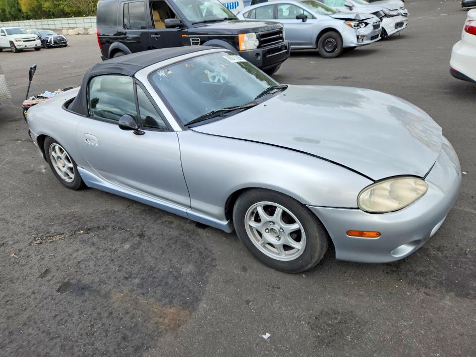 Photo 4 from auction – 2002 MAZDA MX-5 MIATA with VIN JM1NB353420219891
