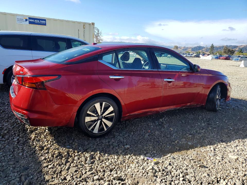 Photo 3 from auction – 2022 NISSAN ALTIMA with VIN 1N4BL4DV3NN346539
