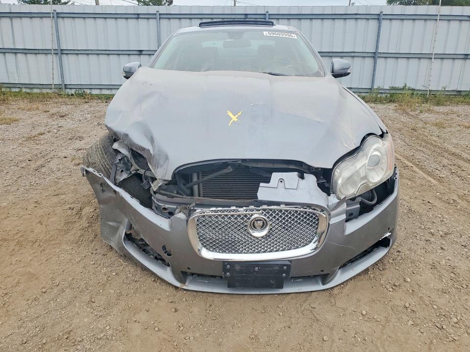 Снимка 5 от търг – 2009 JAGUAR XF с VIN SAJXA06B79HR33673
