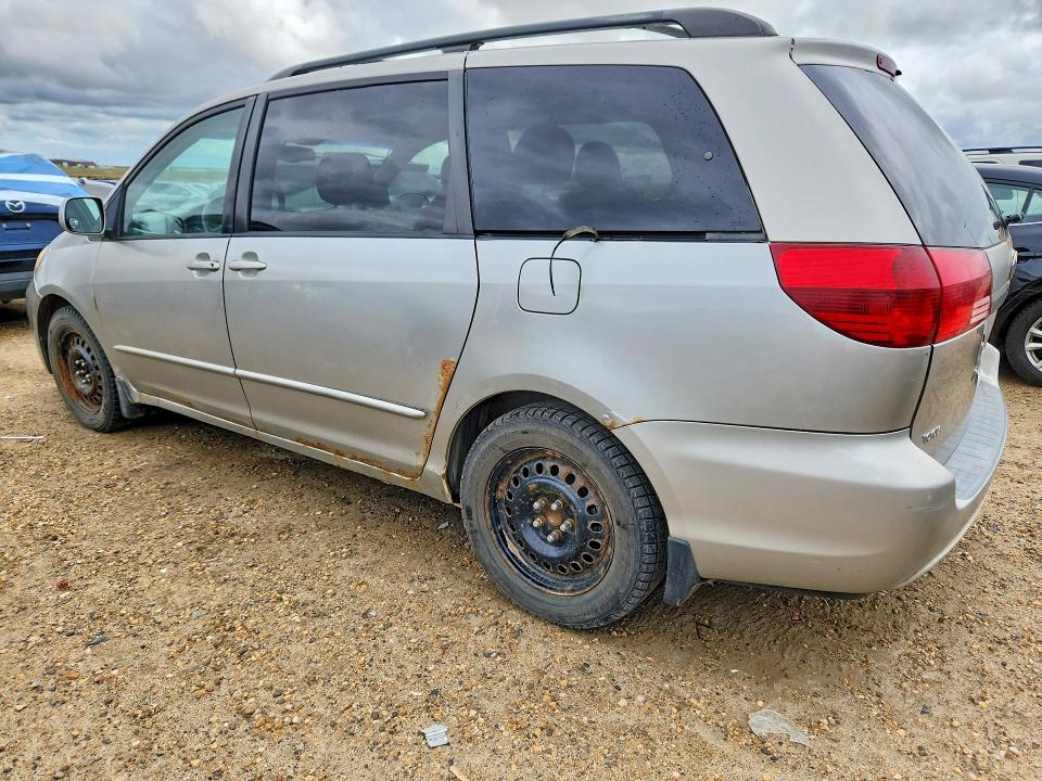 Photo 2 from auction – 2005 TOYOTA SIENNA with VIN 5TDZA22C45S287452