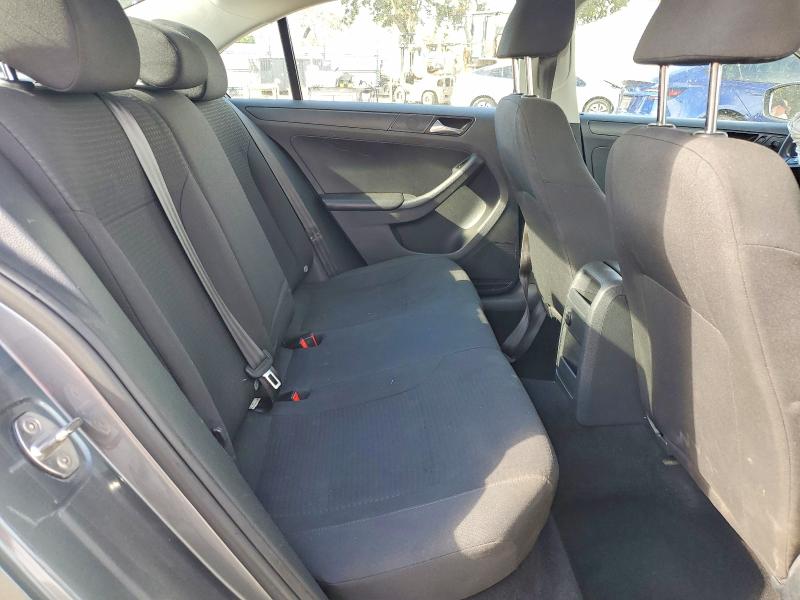 Photo 10 from auction – 2016 VOLKSWAGEN JETTA with VIN 3VW267AJ2GM390031